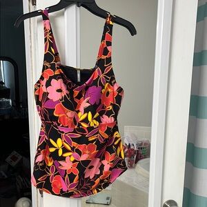 Lands' End Pink and Orange Fitted Tank Top